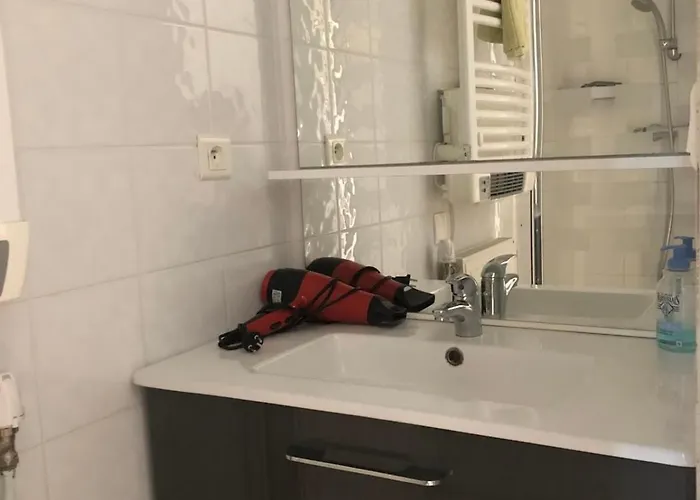 Comfortable Close To The Sea *